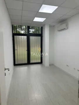 Rent, office space, 294m², Blok 5, Podgorica - image 6
