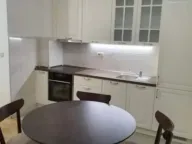 Izdavanje, jednosoban stan, 45m², Blok 6, Podgorica - image 3