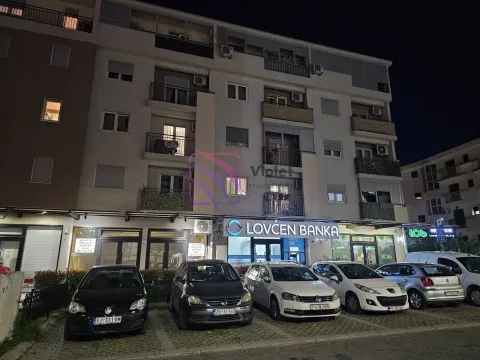 Rent, office space, 51m², Stari Aerodrom, Podgorica - image 6