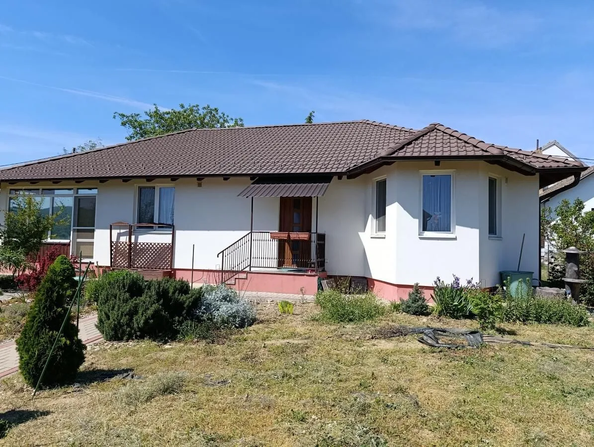 Prodaja, kuća, 147m², Beočin, Srbija
