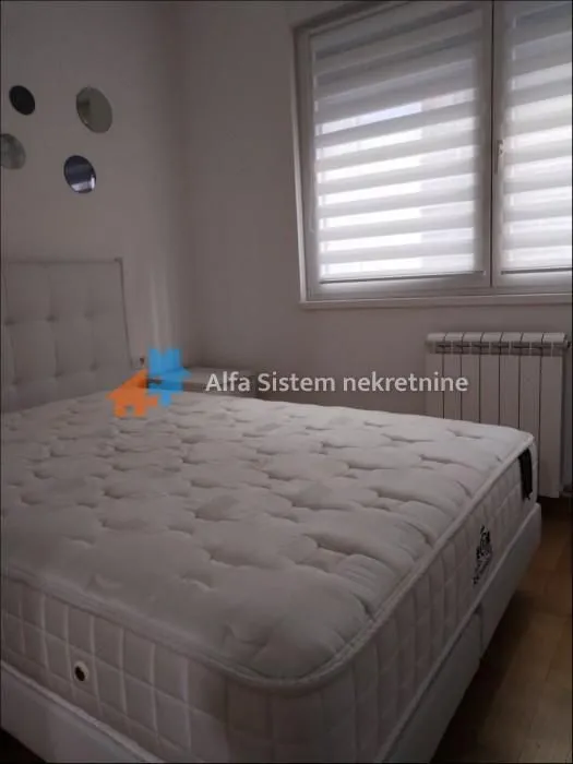Izdavanje, stan, 42m², Crveni Krst, Beograd