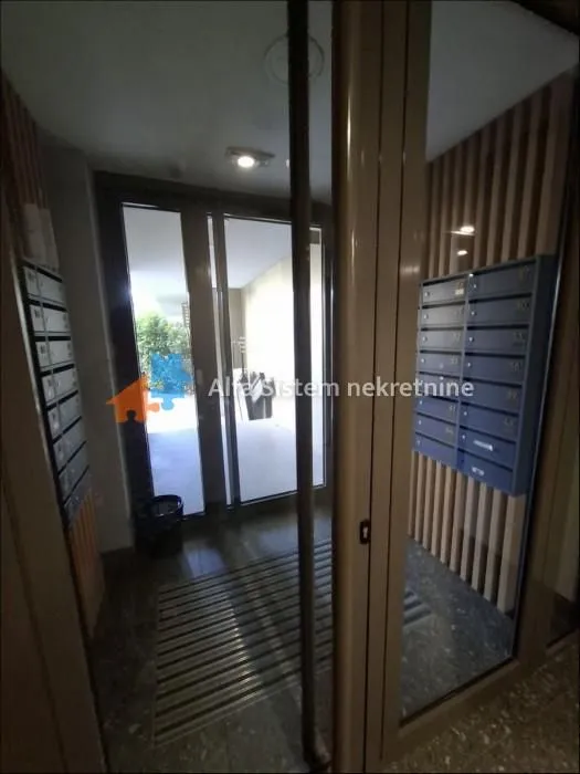 Izdavanje, dvosoban stan, 62m², Lekino Brdo, Voždovac Sve Podlokacije
