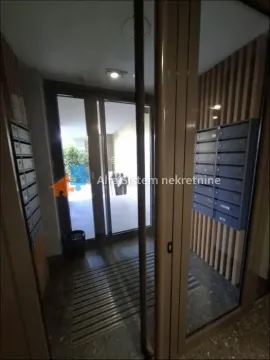 Izdavanje, dvosoban stan, 62m², Lekino Brdo, Voždovac Sve Podlokacije - image 17