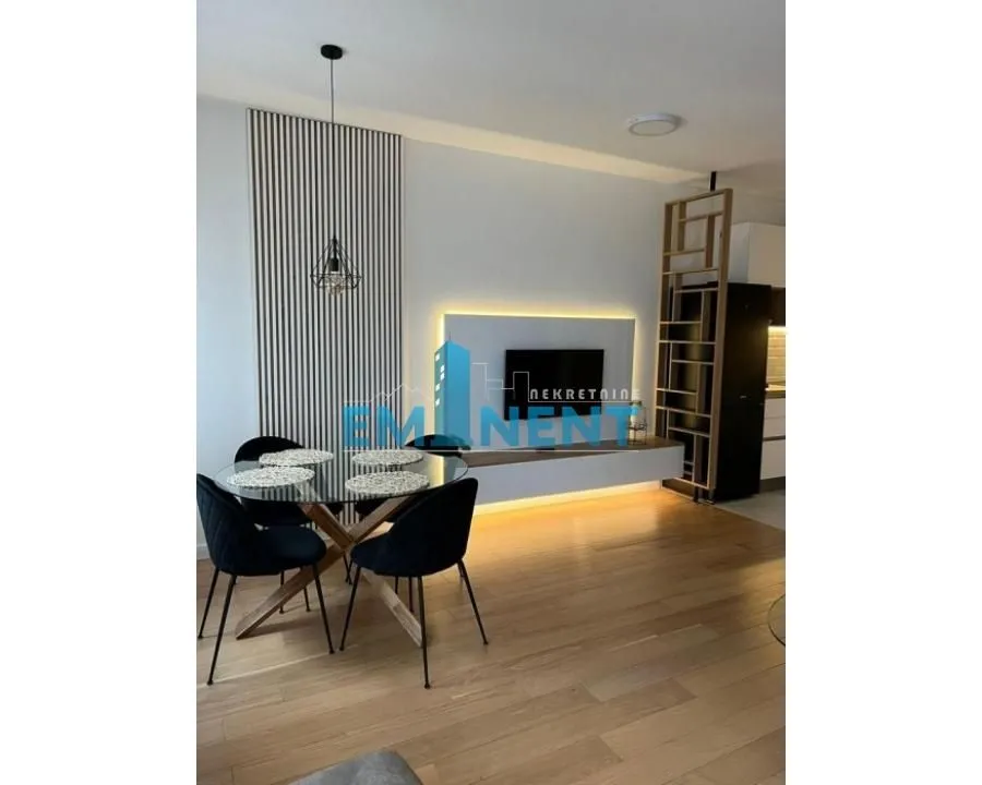 Izdavanje, stan, 62m², Zvezdara Sve Podlokacije, Beograd