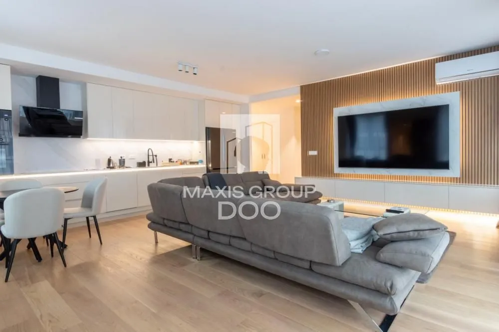 Sale, four bedroom apartment, 123m², Savski Venac, Beograd