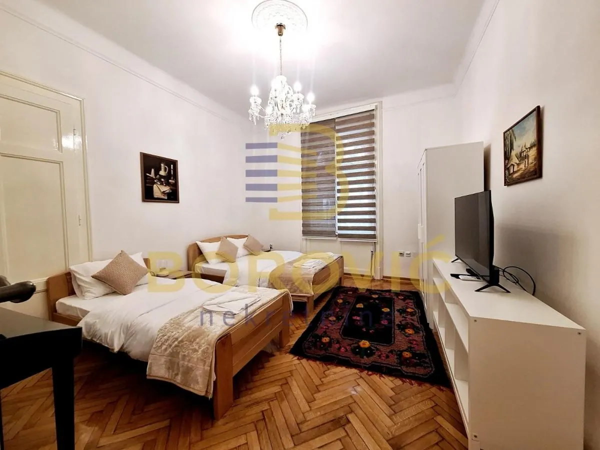 Rent, four bedroom apartment, 101m², Stari Grad, Beograd