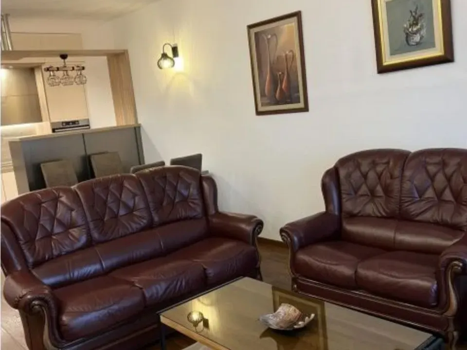 Izdavanje, dvosoban stan, 70m², Master Kvart, Podgorica