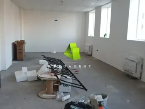 Rent, office space, 326m², Medijana, Niš - image 12