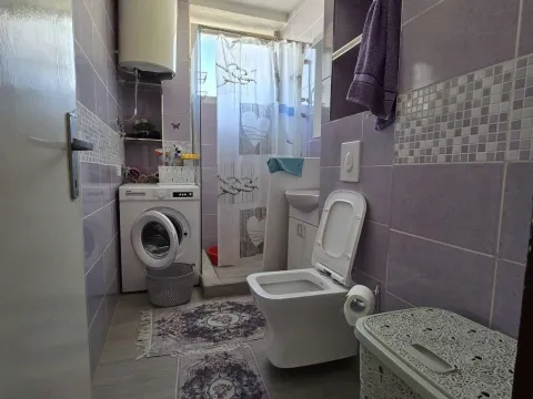 Rent, one bedroom apartment, 41m², Centar, Cetinje - image 13