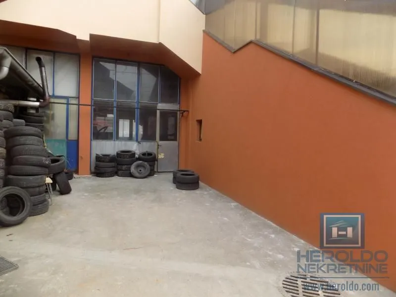Sale, office space, 360m², Paraćin, Srbija