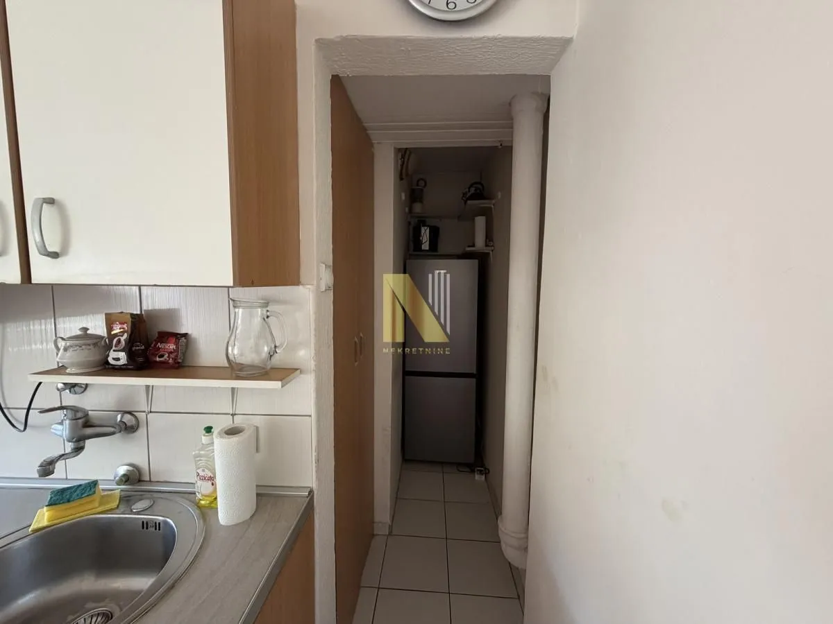 Izdavanje, jednosoban stan, 28m², Liman 4, Novi Sad Sve Podlokacije