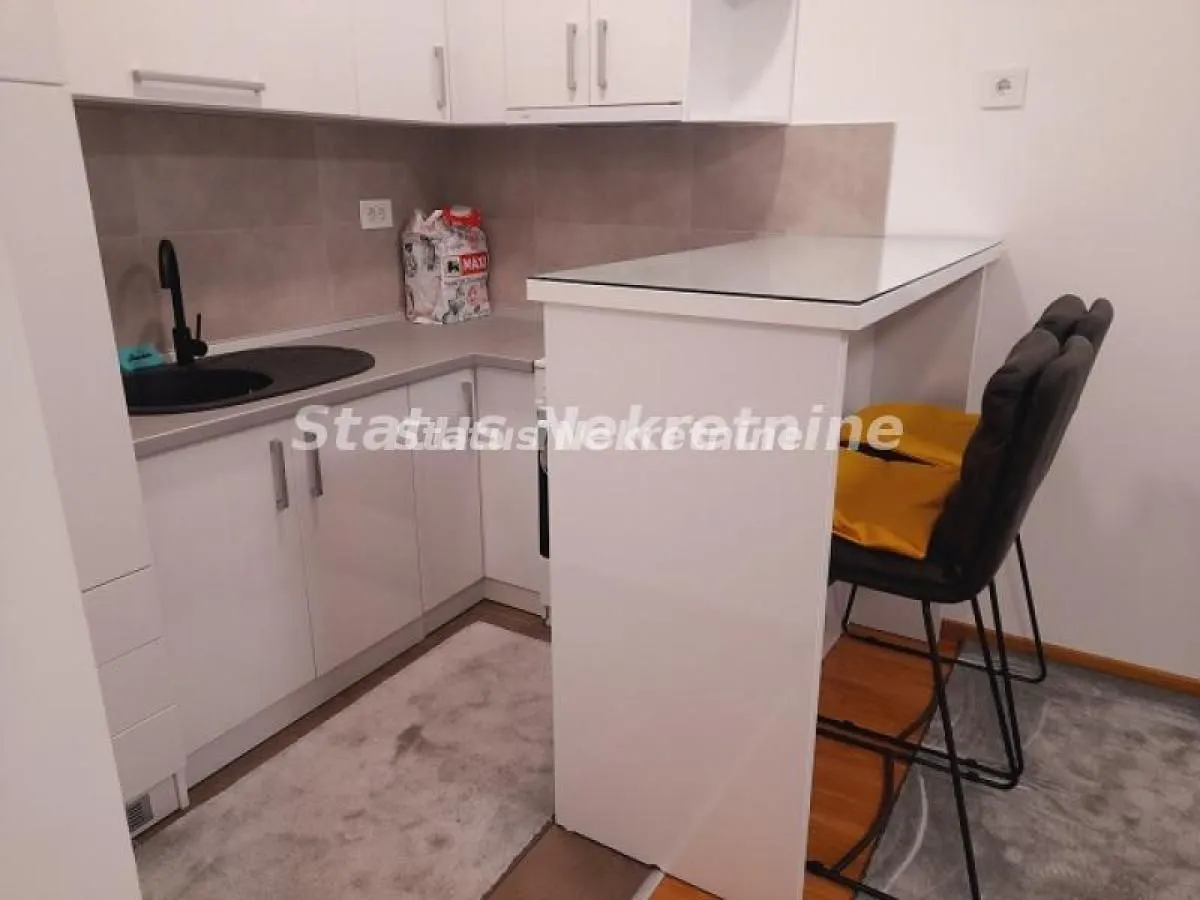 Rent, studio apartment, 30m², Centar, Novi Sad