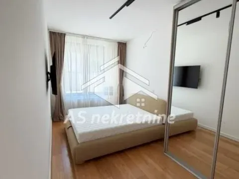 Rent, three bedroom apartment, 125m², Crveni Krst, Beograd - image 10