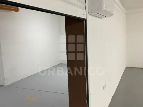 Prodaja, parking/garaža, 144m², Pobrežje, Podgorica - image 5