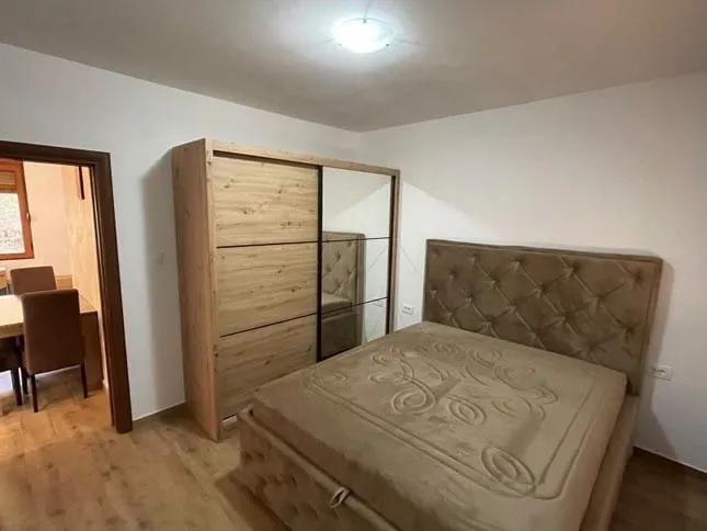 Rent, one bedroom apartment, 55m², Podkošljun, Budva