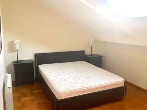 Izdavanje, četvorosoban stan, 146m², Stari Grad, Beograd - image 7