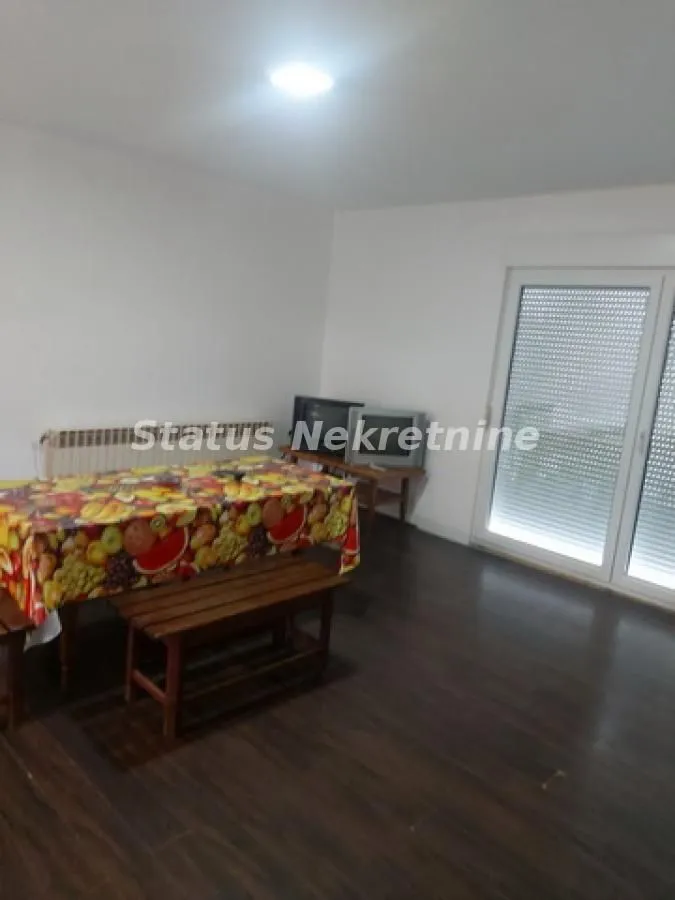 Prodaja, kuća, 261m², Inđija, Srbija
