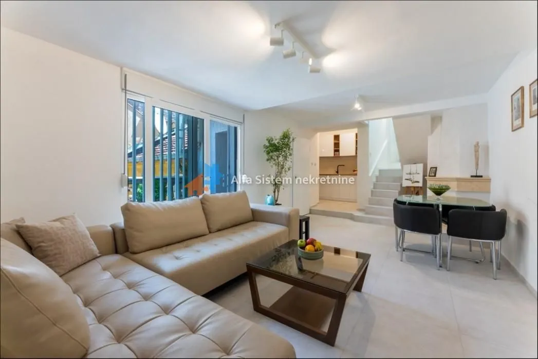 Izdavanje, dvosoban stan, 60m², Stari Grad, Beograd