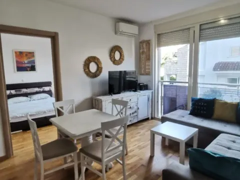 Sale, one bedroom apartment, 35m², Centar, Budva