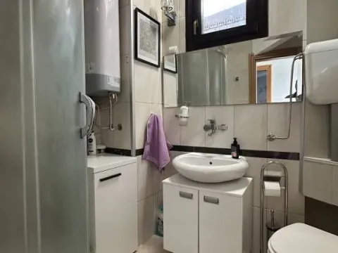 Prodaja, trosoban stan, 93m², Vračar Hram, Vračar Sve Podlokacije - image 4