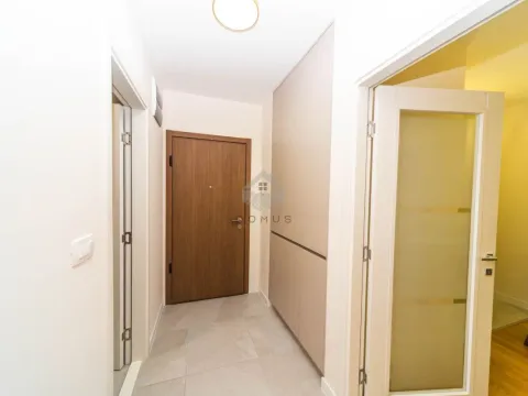 Izdavanje, jednosoban stan, 49m², Central Point, Podgorica - image 8