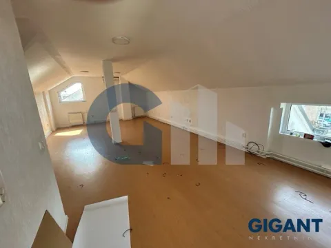 Izdavanje, stan, 176m², Autokomanda, Voždovac Sve Podlokacije - image 10