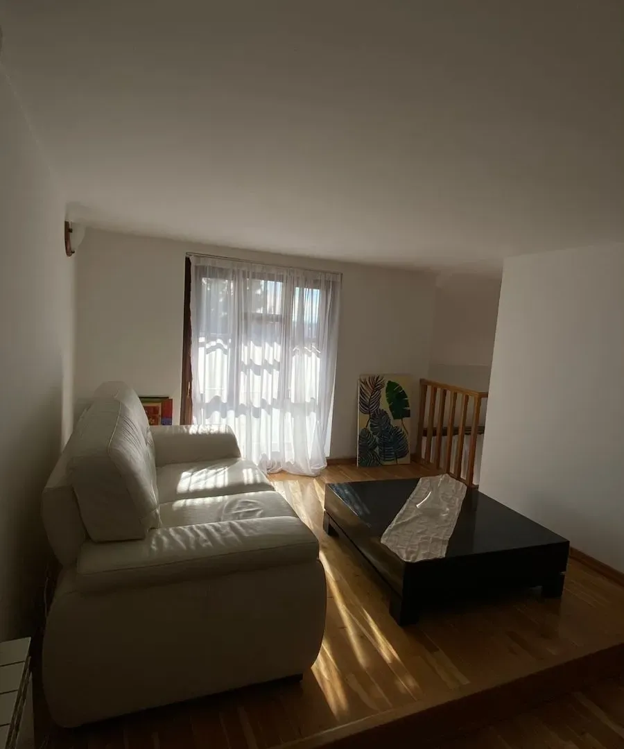 Rent, house, 285m², Gorica C, Podgorica