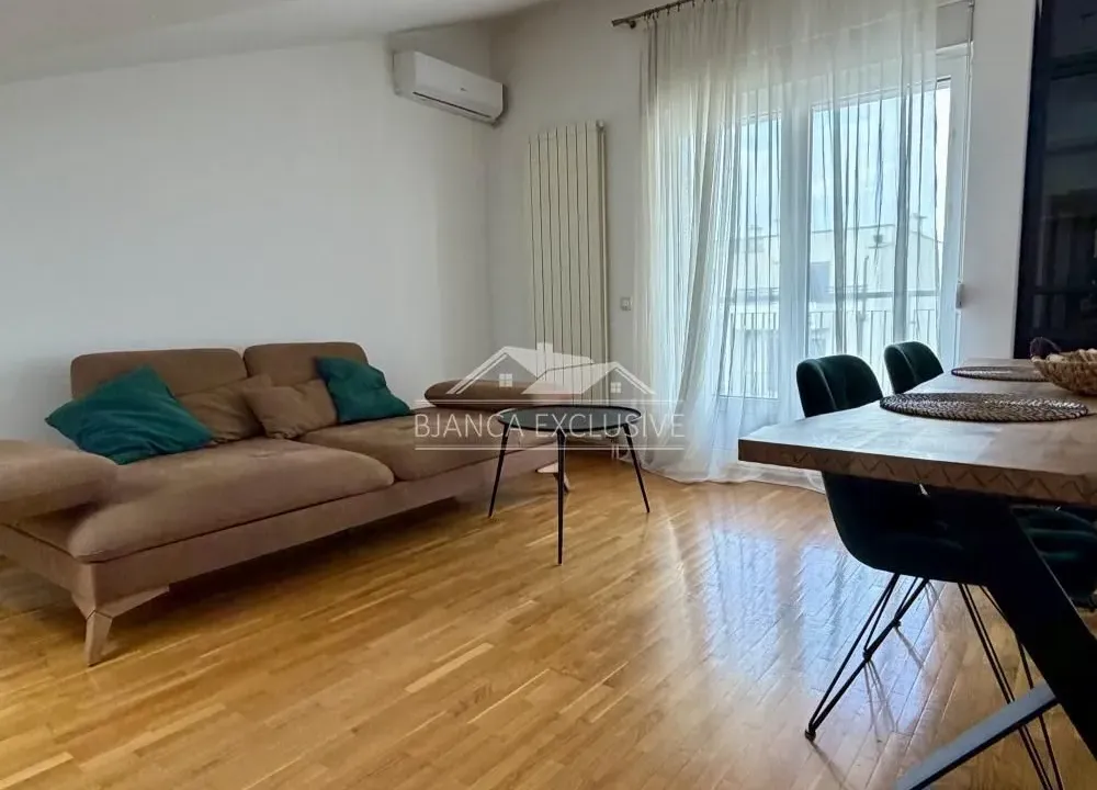 Sale, three bedroom apartment, 93m², Autokomanda, Voždovac Sve Podlokacije