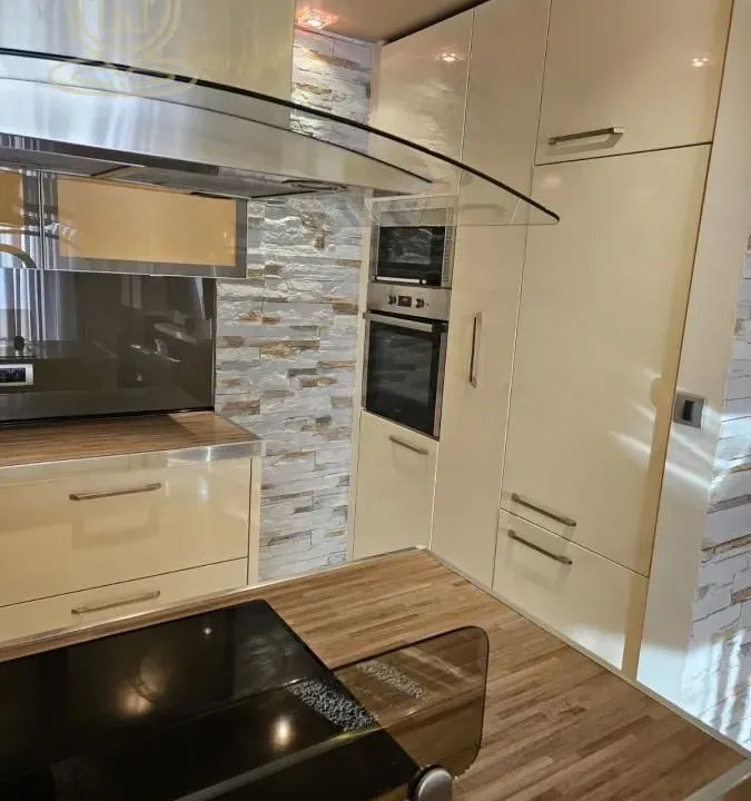 Rent, three bedroom apartment, 70m², Grbavica, Novi Sad Sve Podlokacije