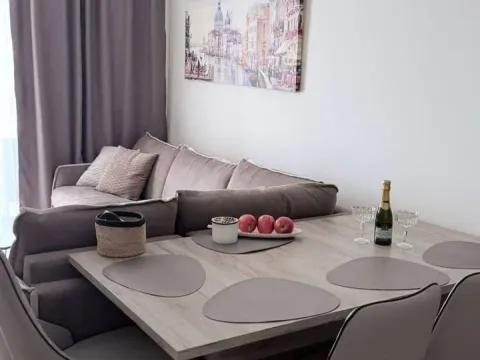 Sale, two bedroom apartment, 66m², Rafailovići, Budva - image 4