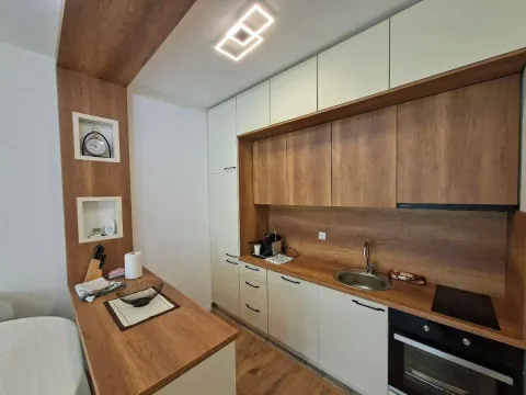 Sale, one bedroom apartment, 45m², Centar, Ulcinj - image 8
