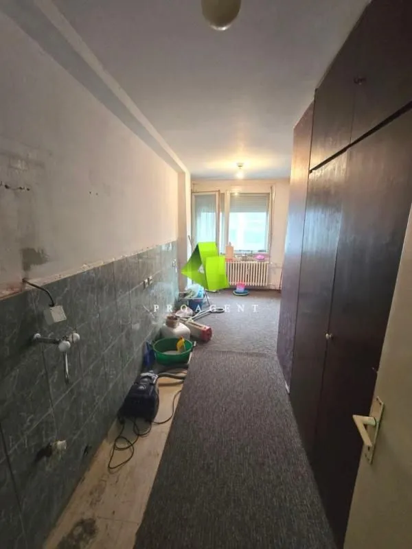 Sale, three bedroom apartment, 72m², Crveni Pevac, Niš
