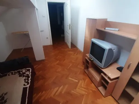 Rent, one bedroom apartment, 45m², Centar, Novi Sad - image 11