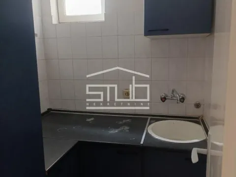 Izdavanje, kuća, 200m², Filmski Grad, Beograd - image 6