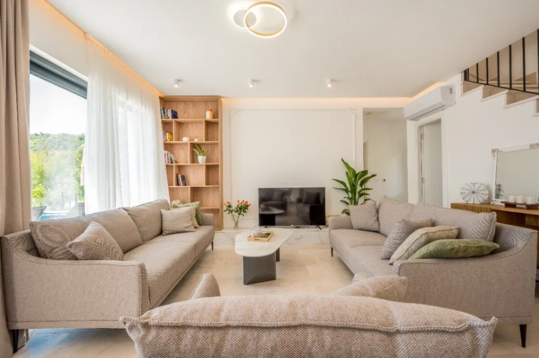 Prodaja, kuća, 250m², Mrčevac, Tivat