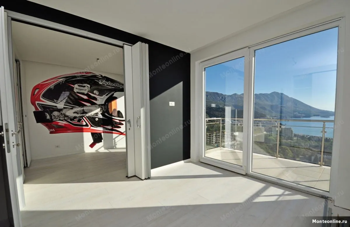 Sale, two bedroom apartment, 131m², Bečići, Budva