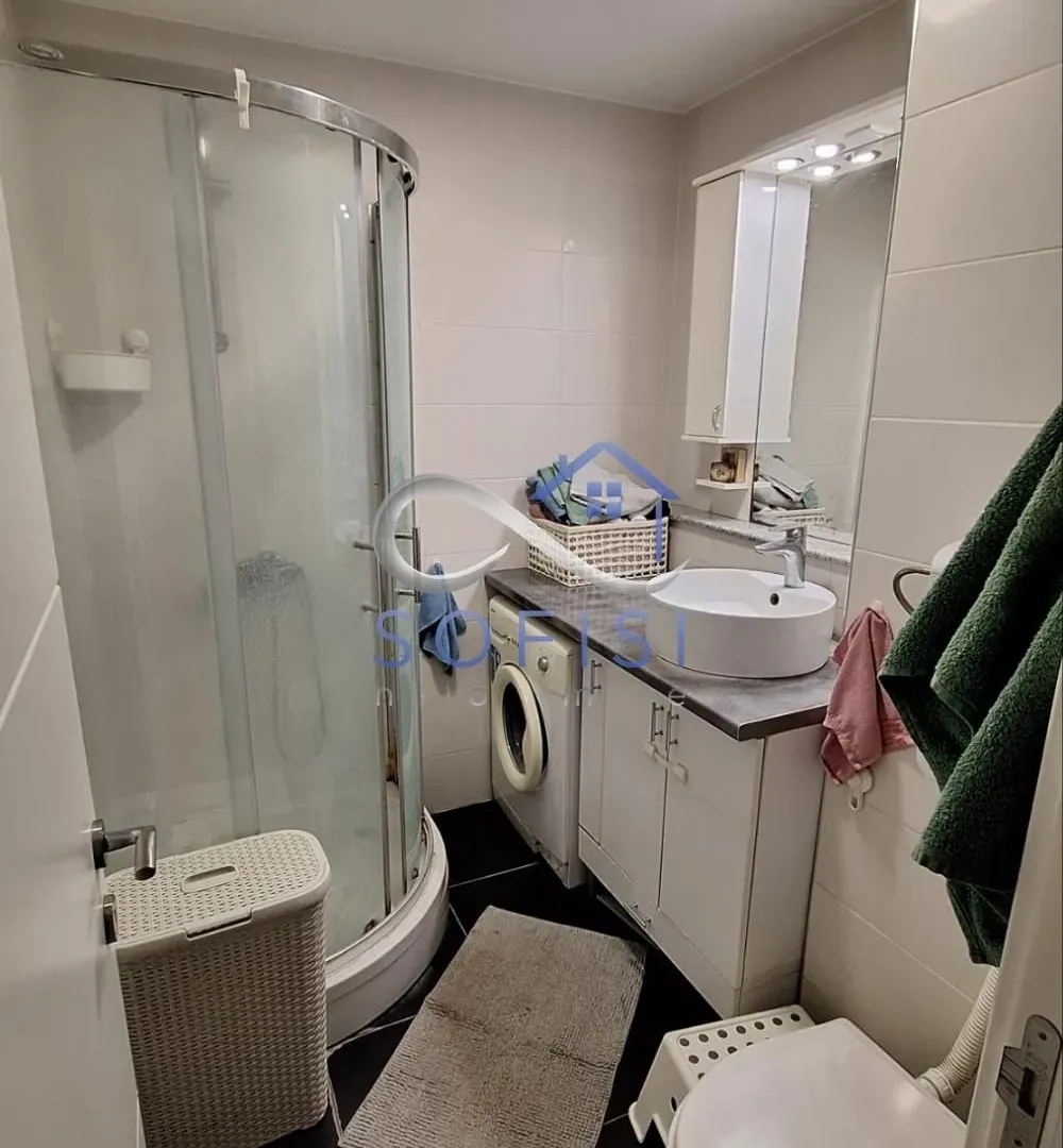 Izdavanje, dvosoban stan, 47m², Sajam, Novi Sad Sve Podlokacije