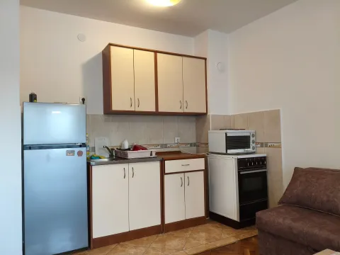 Rent, one bedroom apartment, 26m², Nova Detelinara, Novi Sad Sve Podlokacije - image 4