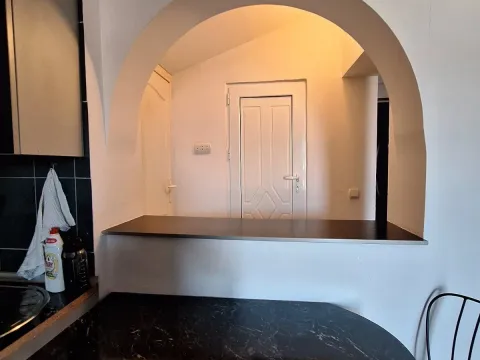 Rent, two bedroom apartment, 38m², Dom zdravlja, Niš - image 3