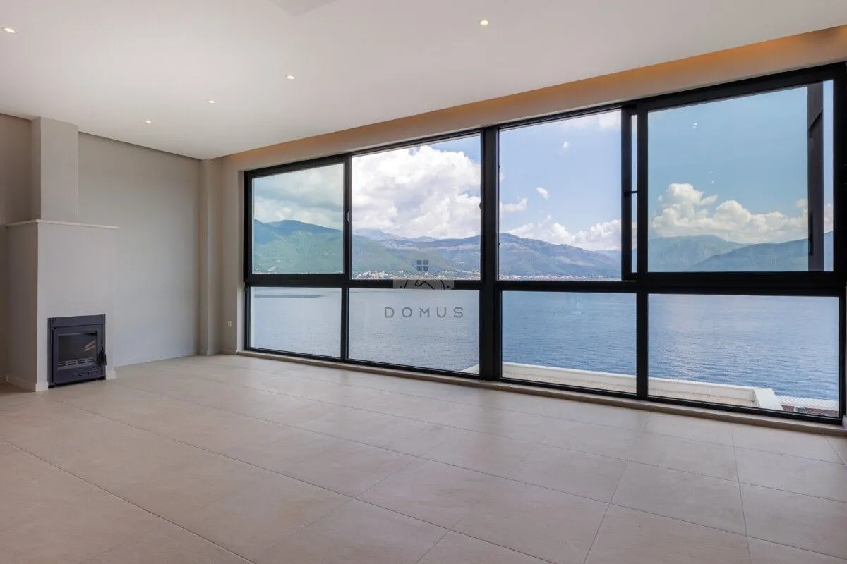 Prodaja, kuća, 315m², Krašići, Tivat