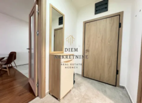 Izdavanje, jednosoban stan, 53m², Master Kvart, Podgorica - image 2