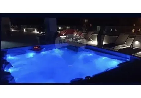 Sale, three bedroom apartment, 84m², Bečići, Budva - image 22