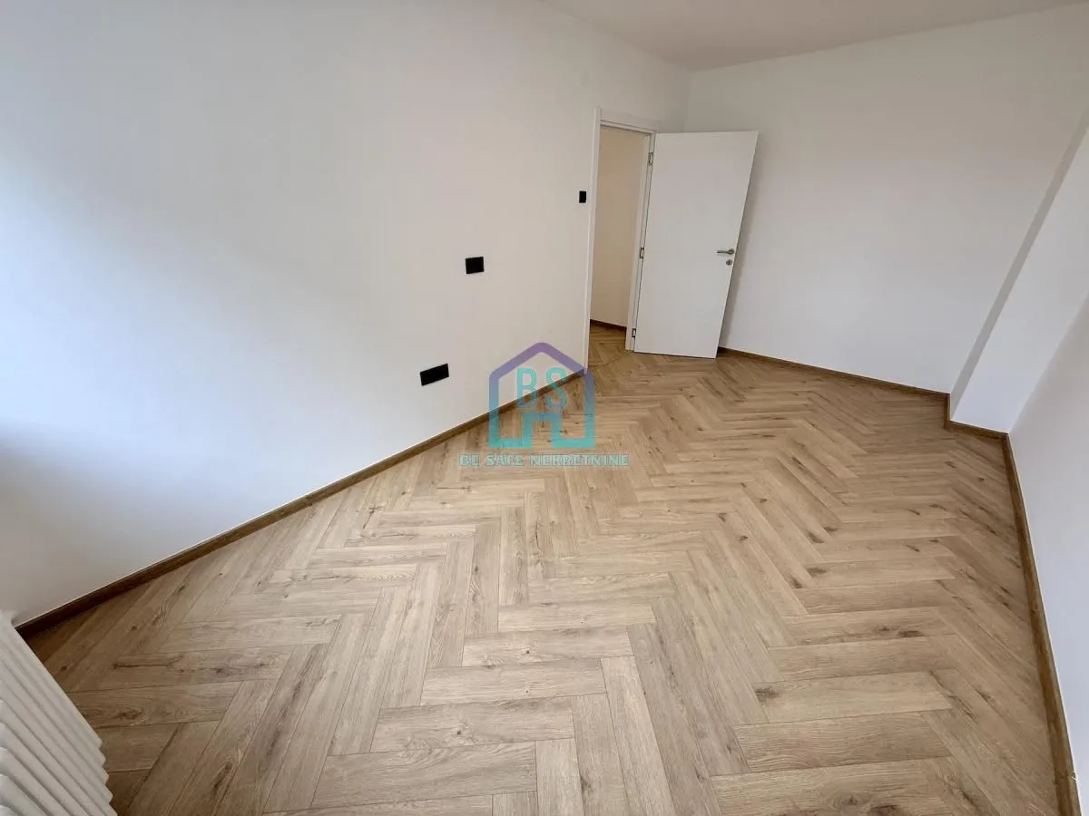 Prodaja, trosoban stan, 73m², Bulevar Oslobodjenja, Novi Sad Sve Podlokacije