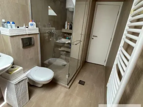 Prodaja, trosoban stan, 80m², Voždovac Sve Podlokacije, Beograd - image 22