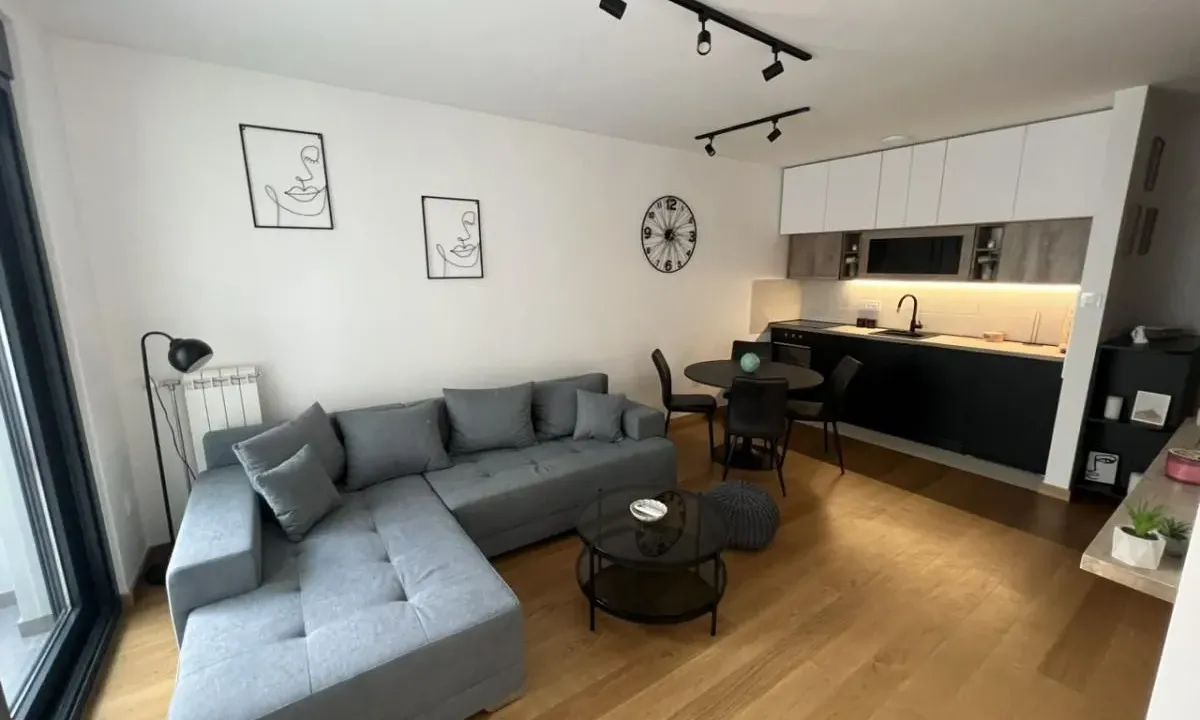 Prodaja, dvosoban stan, 48m², Rotkvarija, Novi Sad Sve Podlokacije