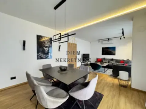 Izdavanje, kuća, 190m², Tološi, Podgorica - image 10