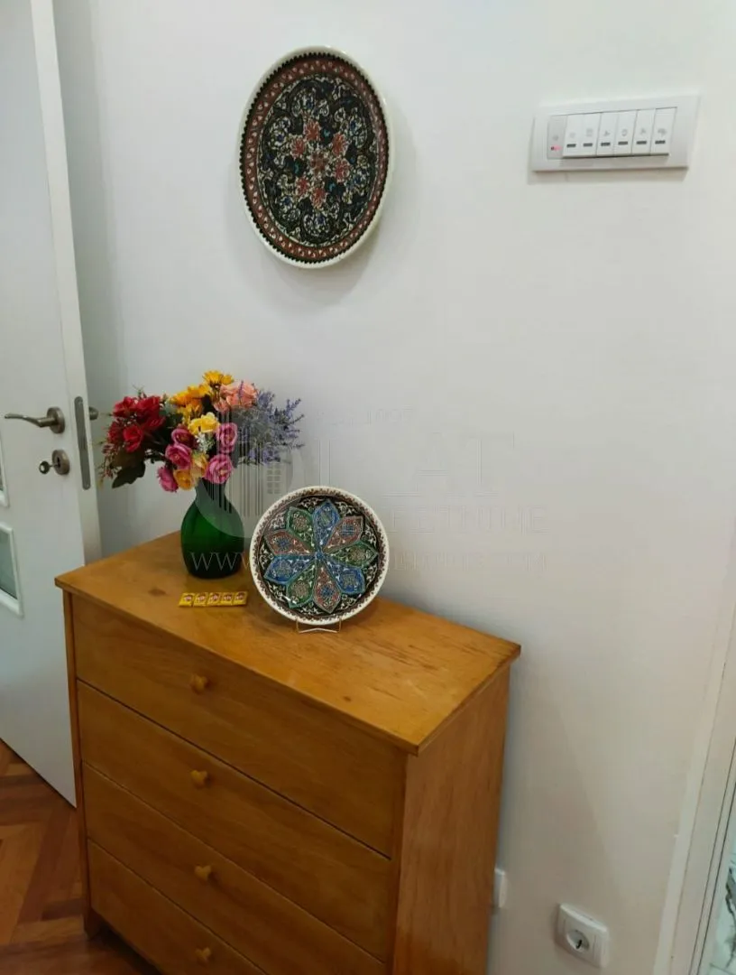 Izdavanje, dvosoban stan, 63m², Stari Grad, Beograd