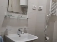 Izdavanje, jednosoban stan, 43m², City Kej, Podgorica - image 9