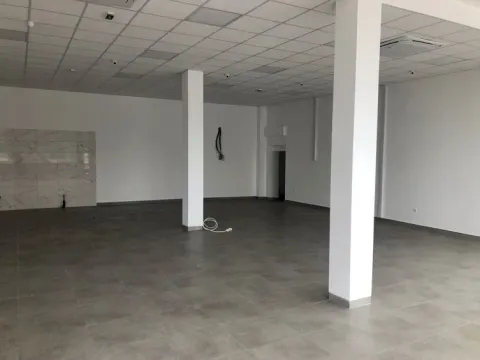 Rent, office space, 260m², Galenika, Beograd - image 2