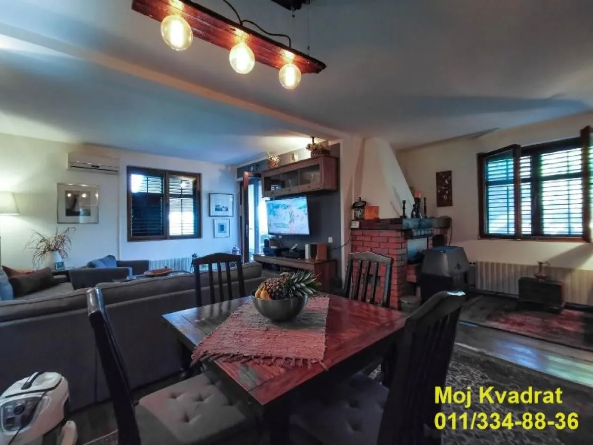 Prodaja, kuća, 214m², Stari Banovci, Stara Pazova